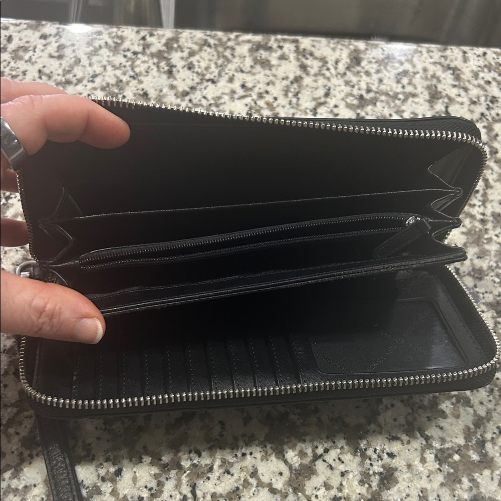 Michael Kors Black Wristlet Wallet - Picture 5 of 7